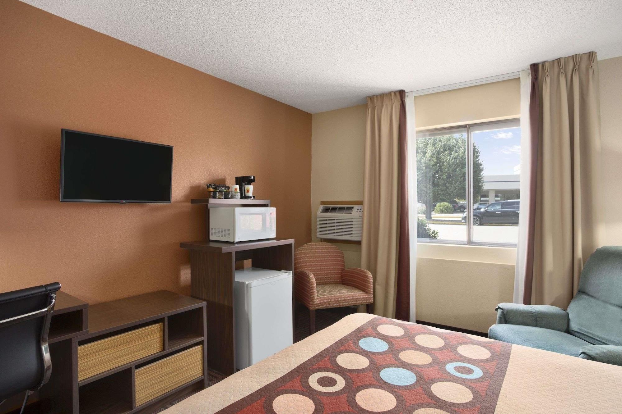 Super 8 By Wyndham Carbondale Μοτέλ Εξωτερικό φωτογραφία