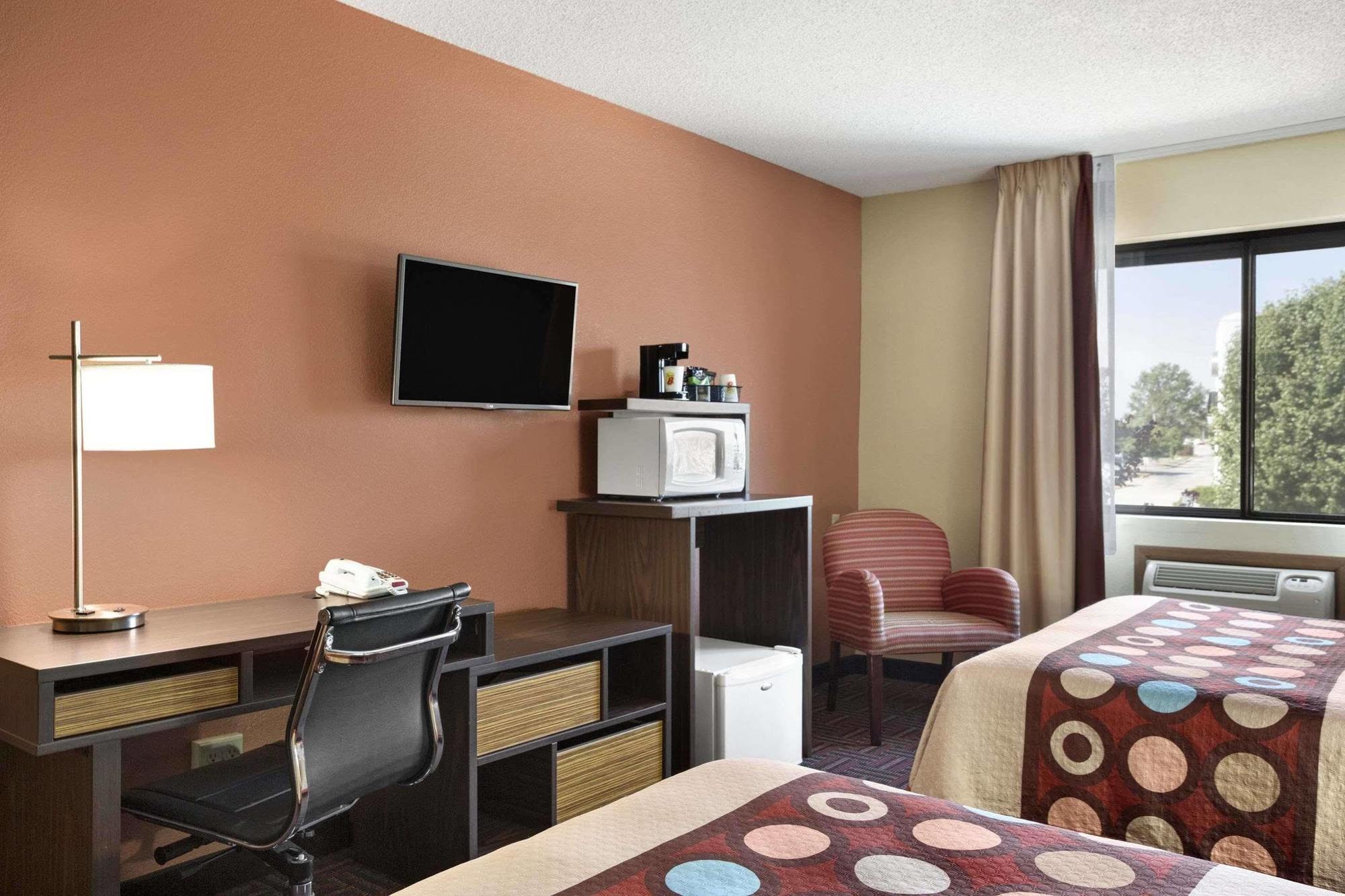 Super 8 By Wyndham Carbondale Μοτέλ Εξωτερικό φωτογραφία