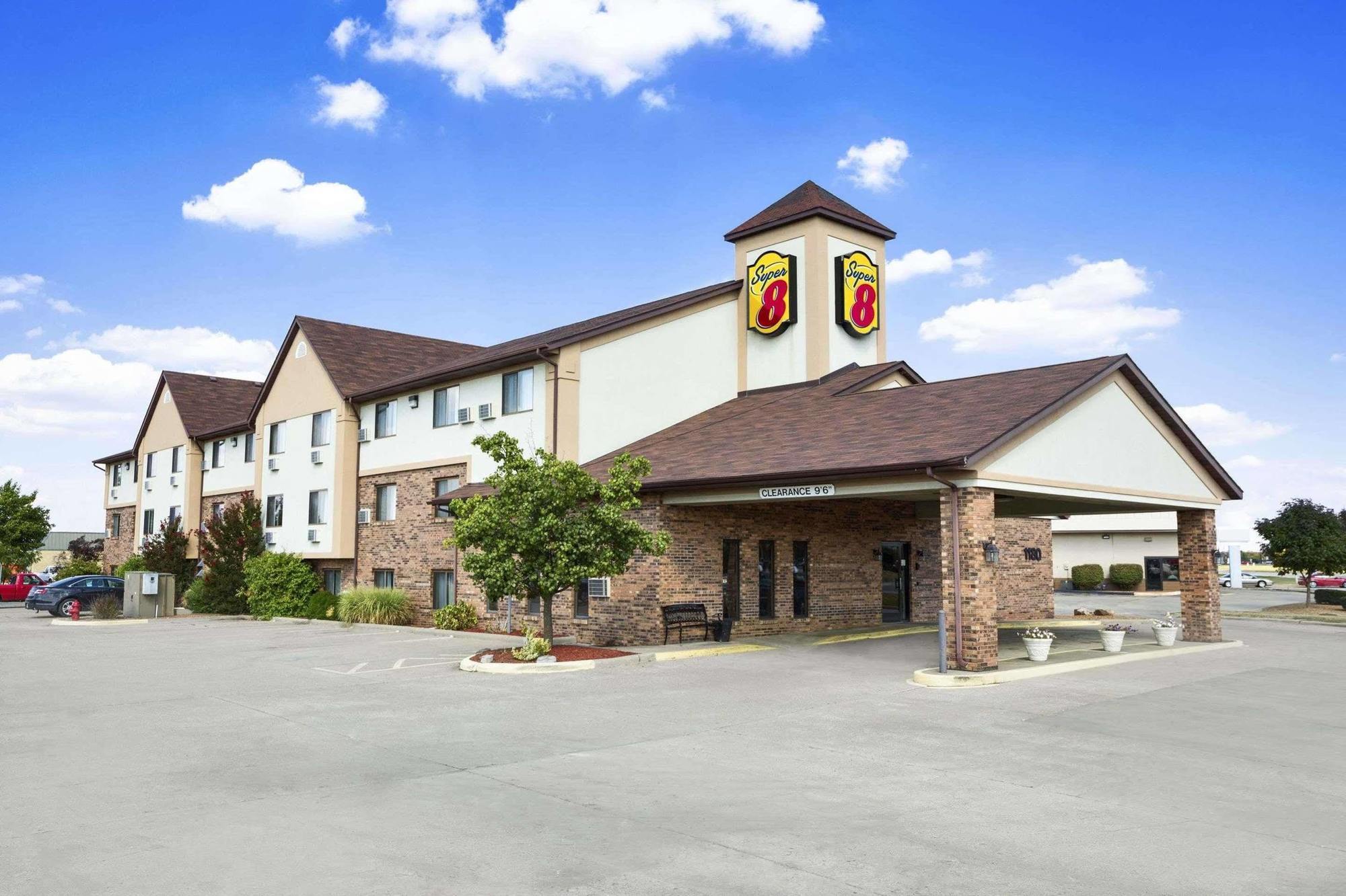 Super 8 By Wyndham Carbondale Μοτέλ Εξωτερικό φωτογραφία